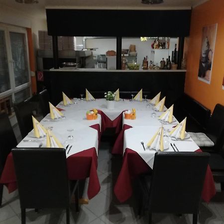 马里奥酒店 Ebersbach an der Fils 外观 照片